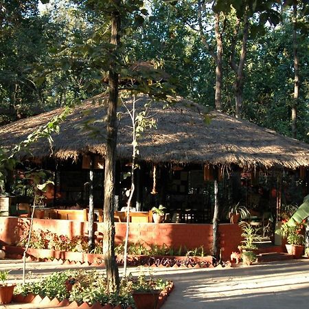 Kanha Jungle Lodge Dhanwar Ngoại thất bức ảnh