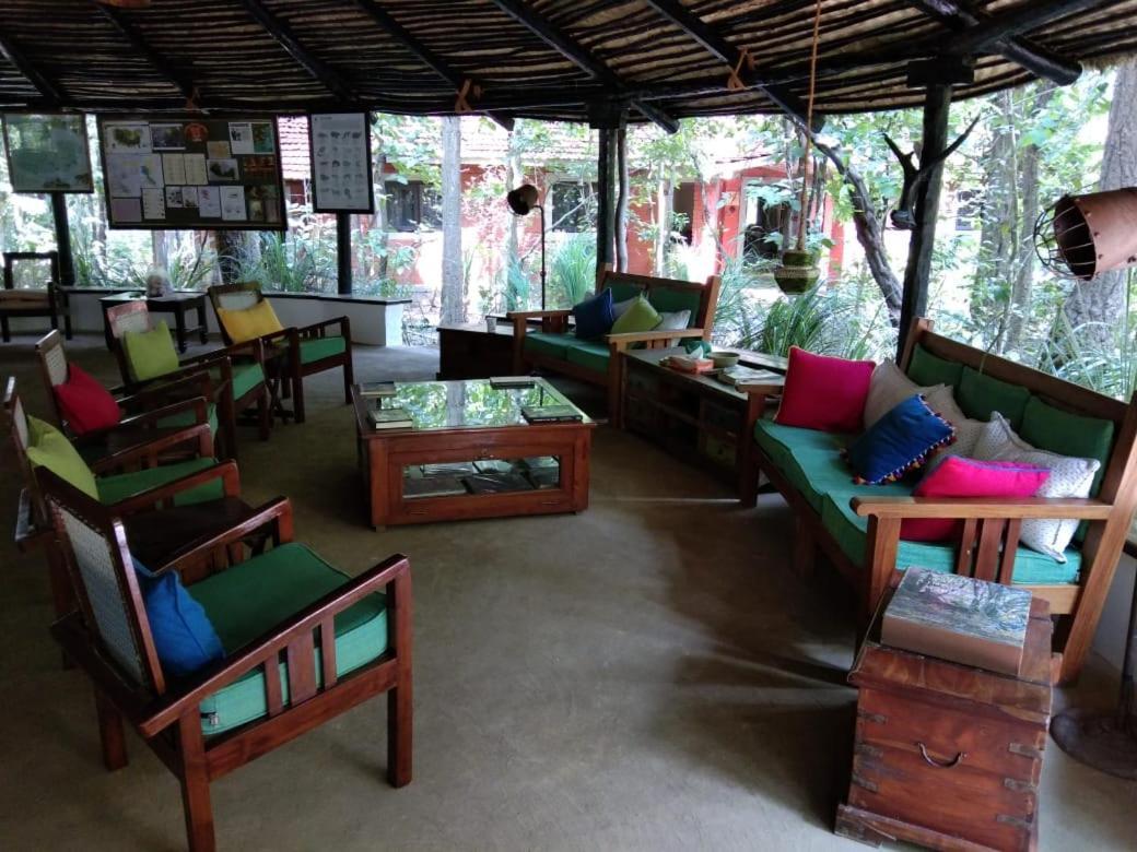 Kanha Jungle Lodge Dhanwar Ngoại thất bức ảnh
